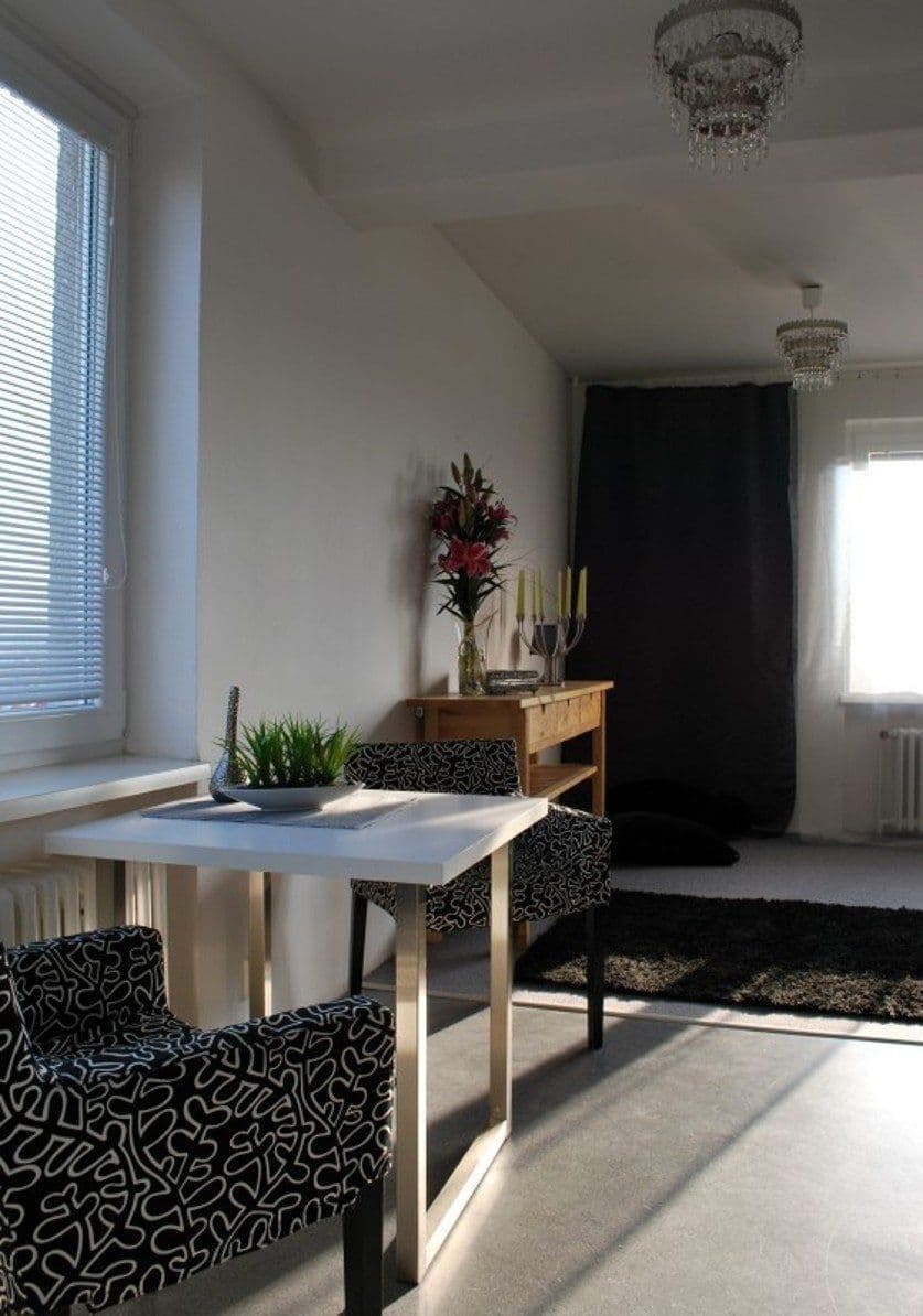 3 bedroom flat to rent, 77 m², Hájenská, Prague, Prague 3 bedroom flat to rent, 77 m², Hájenská, Prague, Prague