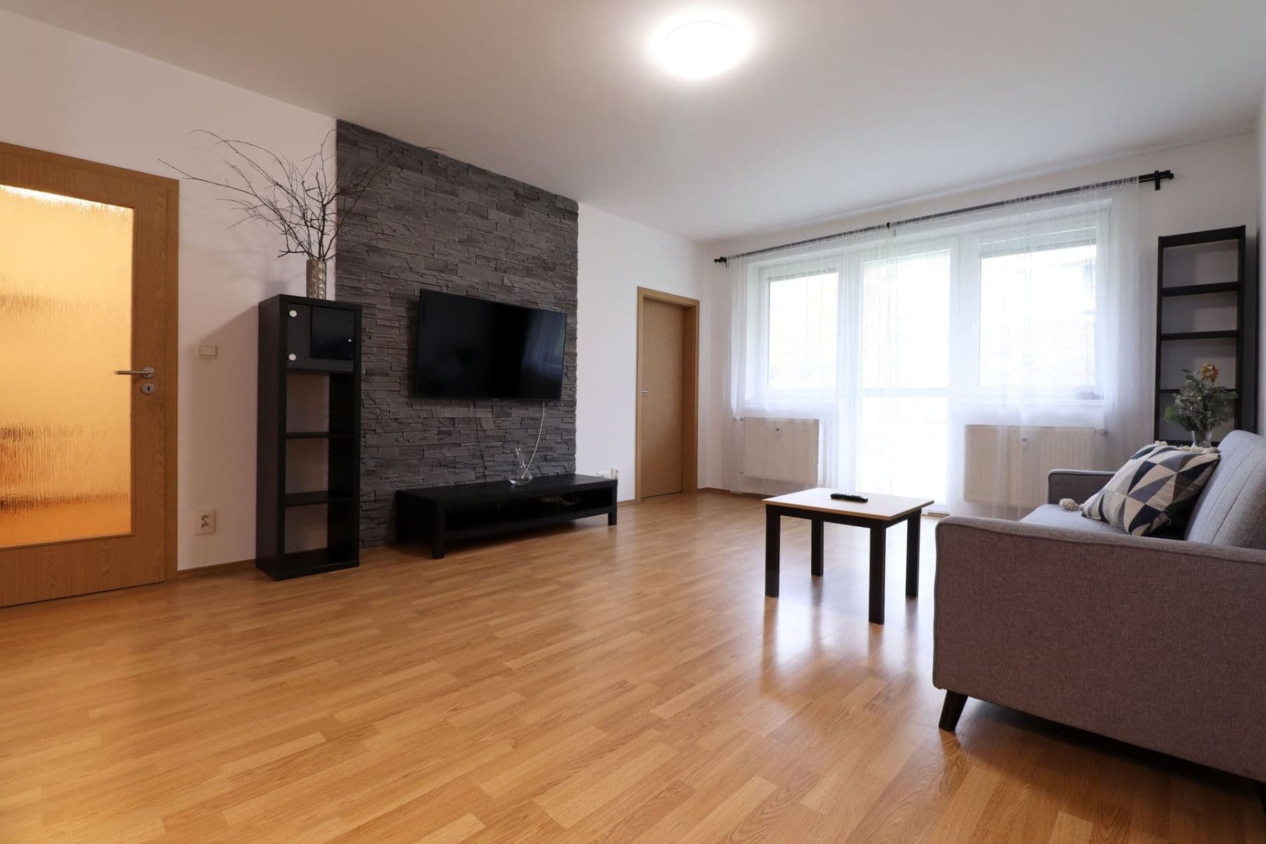 1 bedroom with open-plan kitchen flat to rent, 61 m², Přeučilova, Prague, Prague 1 bedroom with open-plan kitchen flat to rent, 61 m², Přeučilova, Prague, Prague