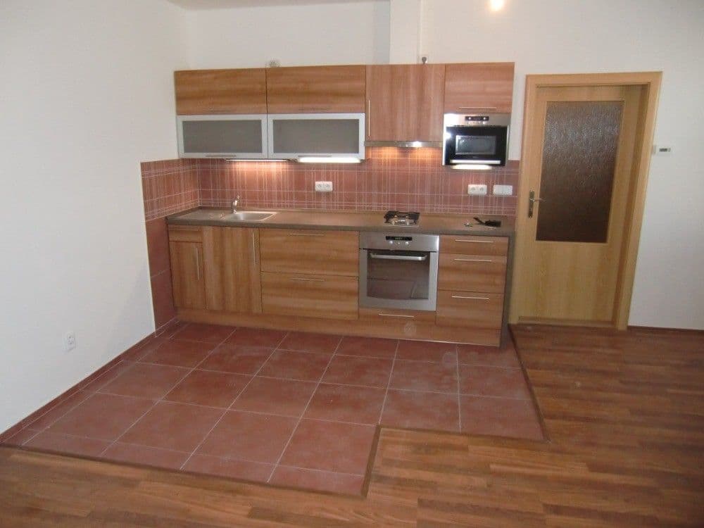 Studio flat to rent, 42 m², U Jezerky, Prague, Prague Studio flat to rent, 42 m², U Jezerky, Prague, Prague