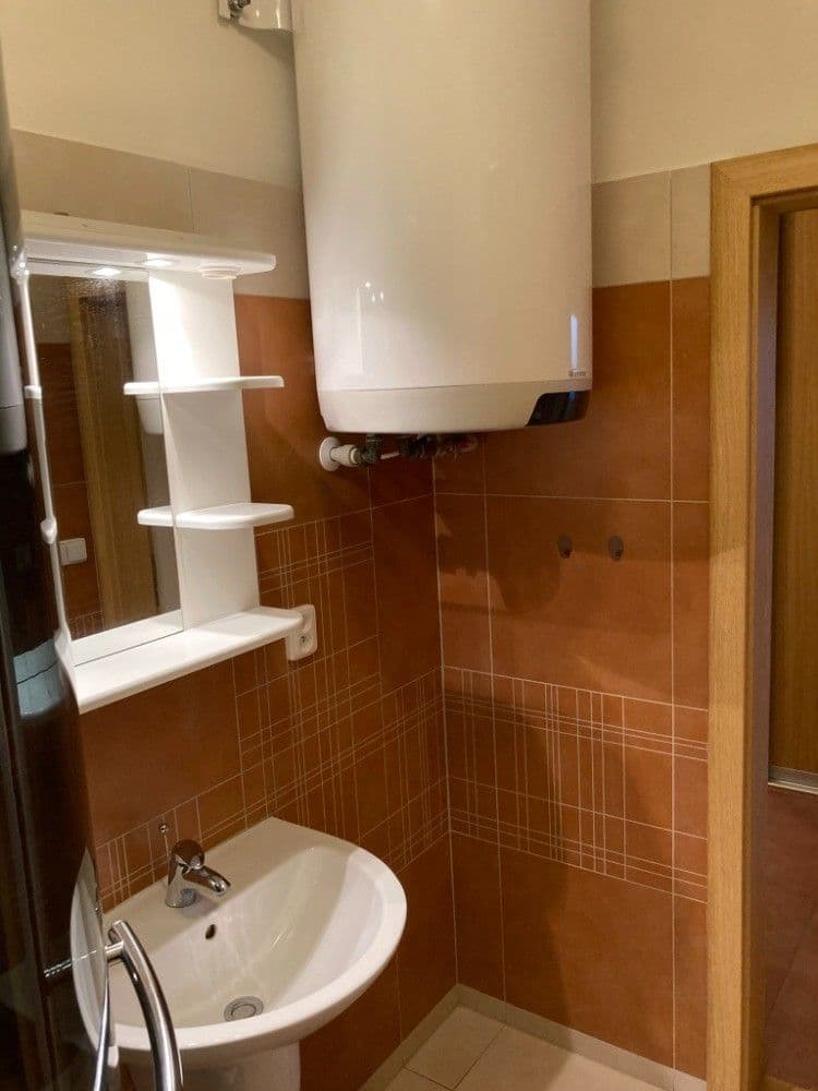 Studio flat to rent, 42 m², U Jezerky, Prague, Prague Studio flat to rent, 42 m², U Jezerky, Prague, Prague