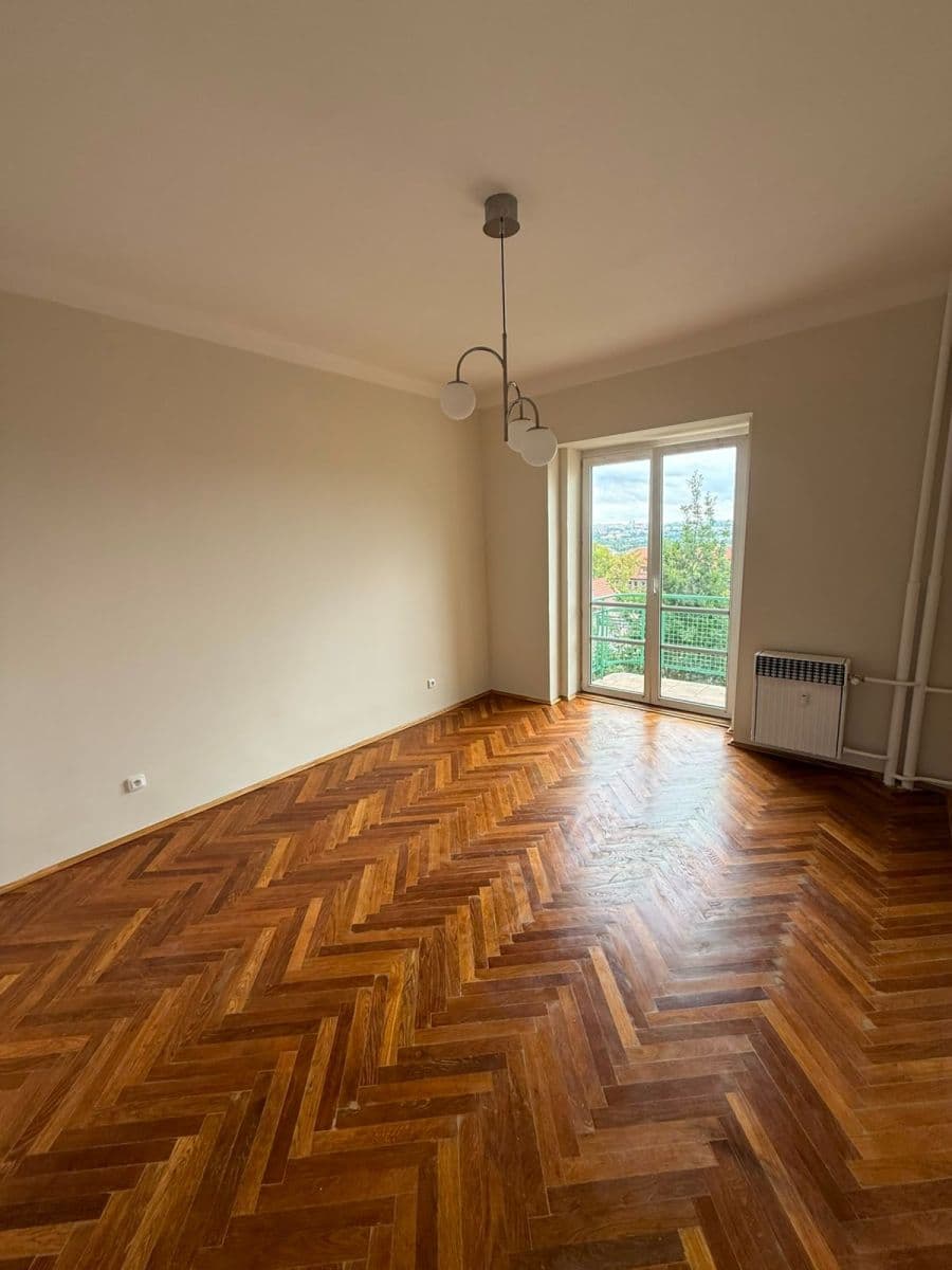 2 bedroom with open-plan kitchen flat to rent, 75 m², V Horní Stromce, Prague, Prague 2 bedroom with open-plan kitchen flat to rent, 75 m², V Horní Stromce, Prague, Prague