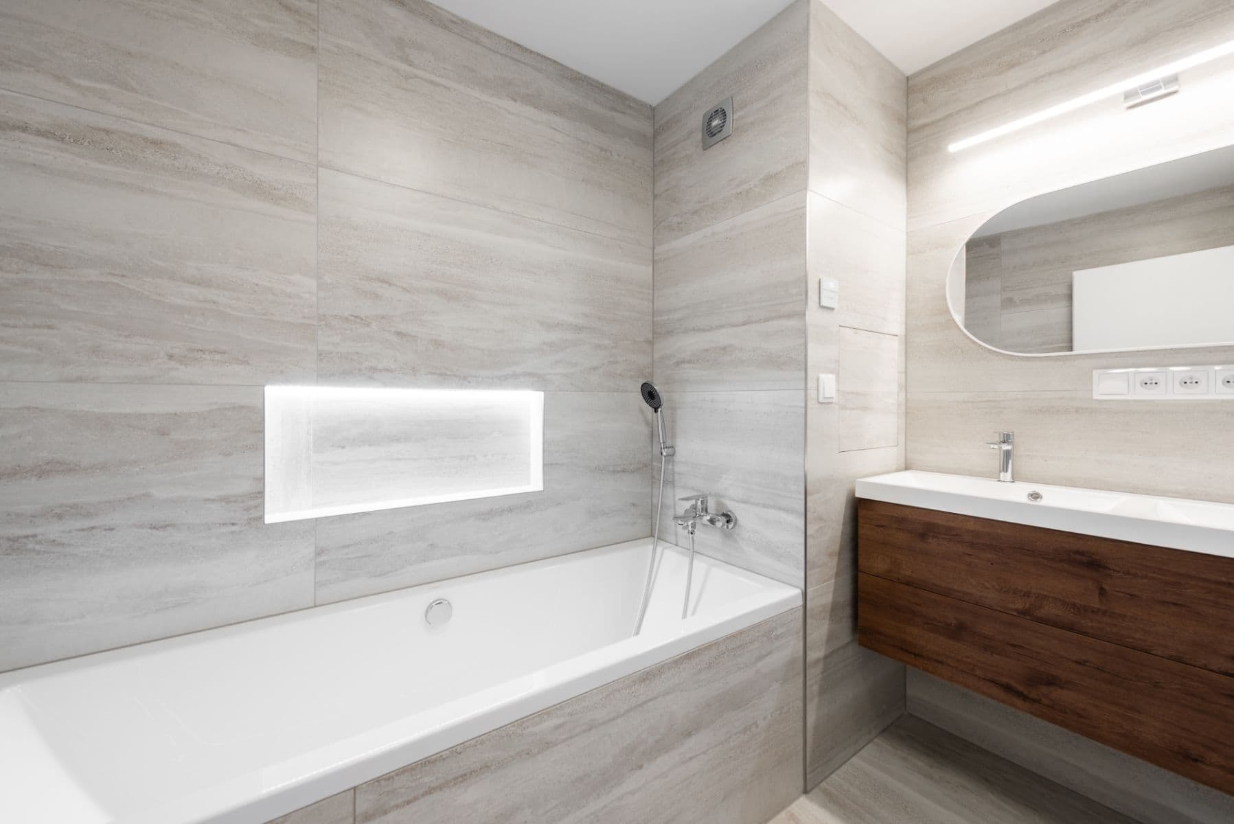 2 bedroom with open-plan kitchen flat for sale, 85 m², Doležalova, Prague, Prague 2 bedroom with open-plan kitchen flat for sale, 85 m², Doležalova, Prague, Prague
