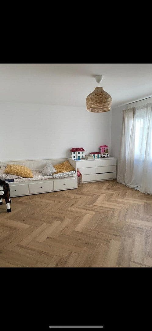 house to rent, 250 m², Flughafenstr., Karlsruhe, Baden-Württemberg house to rent, 250 m², Flughafenstr., Karlsruhe, Baden-Württemberg
