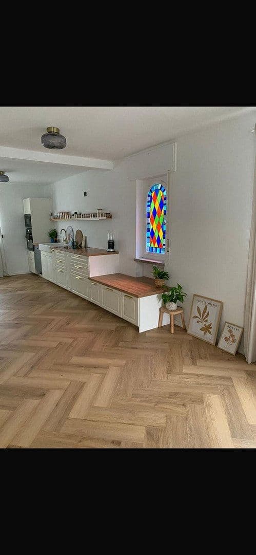 house to rent, 250 m², Flughafenstr., Karlsruhe, Baden-Württemberg house to rent, 250 m², Flughafenstr., Karlsruhe, Baden-Württemberg