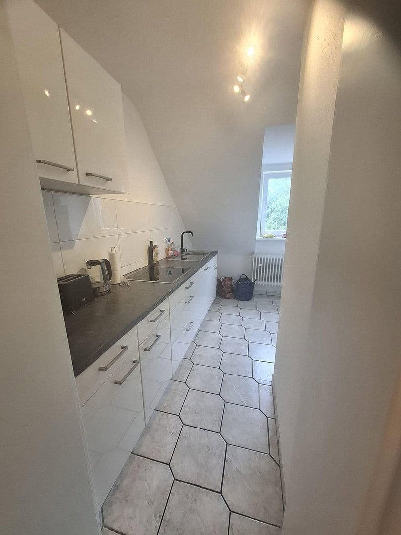 2 bedroom with open-plan kitchen flat to rent, 60 m², Schloßstr. 317, Essen, North Rhine-Westphalia 2 bedroom with open-plan kitchen flat to rent, 60 m², Schloßstr. 317, Essen, North Rhine-Westphalia