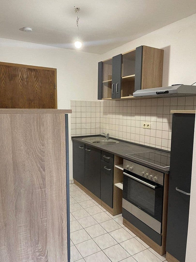 Studio flat to rent, 50 m², Tittmann Str. 18, Freital, Saxony Studio flat to rent, 50 m², Tittmann Str. 18, Freital, Saxony