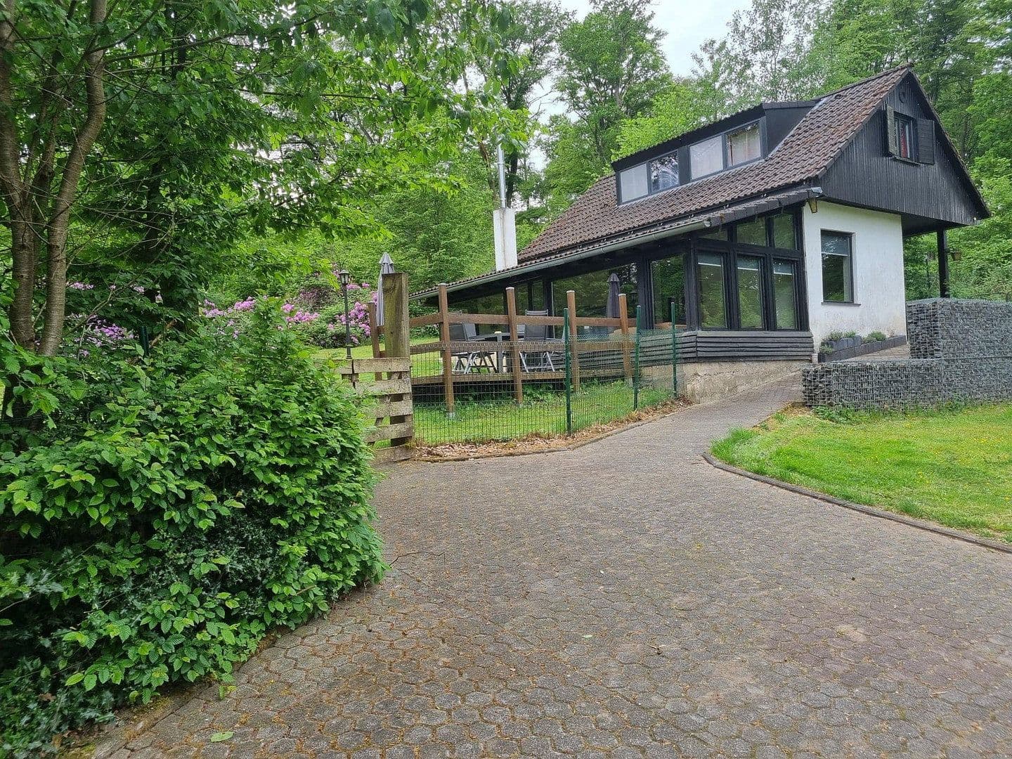 house for sale, 300 m², Altenkirchen (Westerwald), Rhineland-Palatinate house for sale, 300 m², Altenkirchen (Westerwald), Rhineland-Palatinate