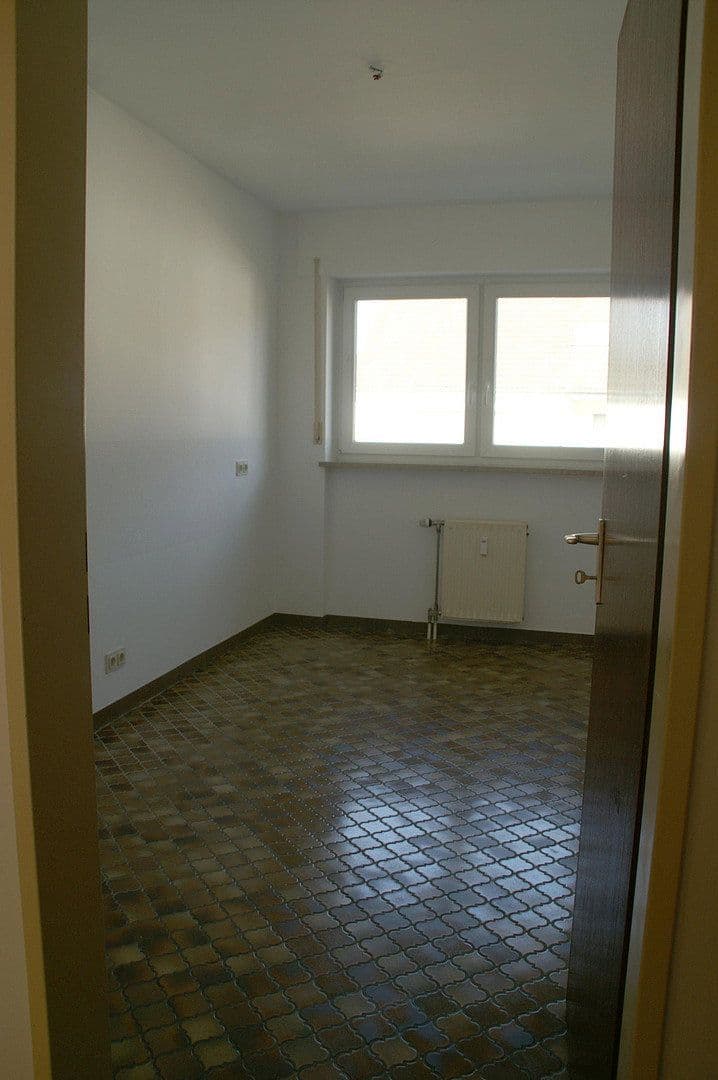 4 bedroom flat for sale, 93 m², Franz-Sester-Str. 44, Euskirchen, North Rhine-Westphalia 4 bedroom flat for sale, 93 m², Franz-Sester-Str. 44, Euskirchen, North Rhine-Westphalia