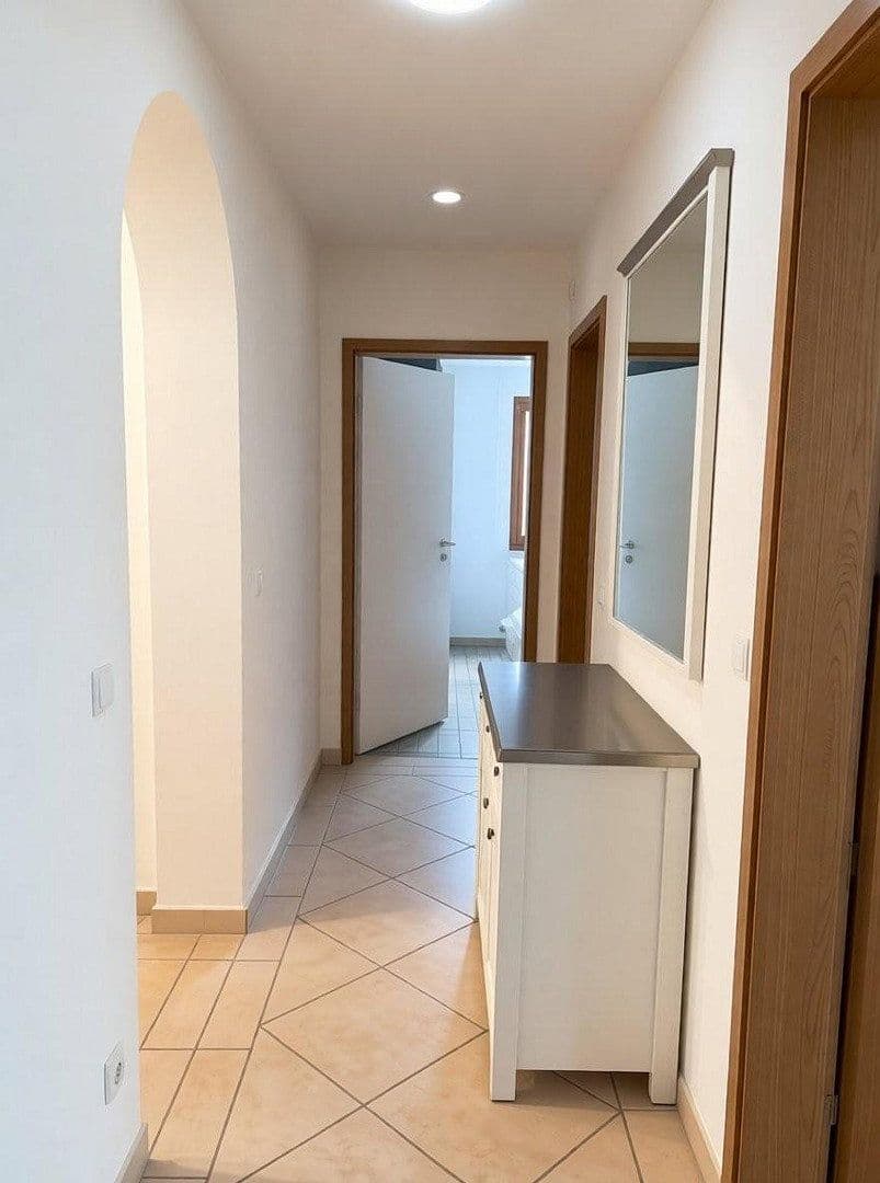 3 bedroom with open-plan kitchen flat for sale, 110 m², Goethestraße 10, Dettingen unter Teck, Baden-Württemberg 3 bedroom with open-plan kitchen flat for sale, 110 m², Goethestraße 10, Dettingen unter Teck, Baden-Württemberg