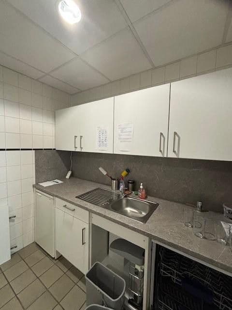 office to rent, 450 m², Wilhelmstraße 78, Reilingen, Baden-Württemberg office to rent, 450 m², Wilhelmstraße 78, Reilingen, Baden-Württemberg