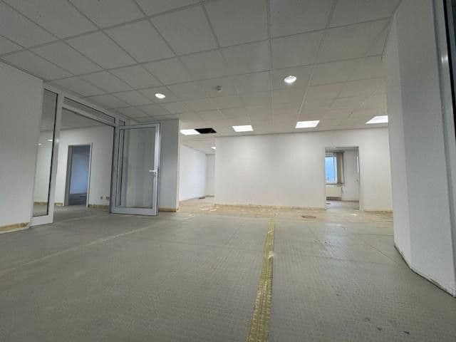 office to rent, 450 m², Wilhelmstraße 78, Reilingen, Baden-Württemberg office to rent, 450 m², Wilhelmstraße 78, Reilingen, Baden-Württemberg