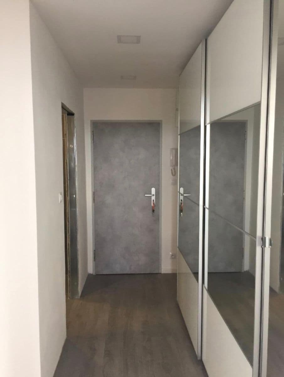 1 bedroom with open-plan kitchen flat for sale, 42 m², Prosecká, Prague, Prague 1 bedroom with open-plan kitchen flat for sale, 42 m², Prosecká, Prague, Prague