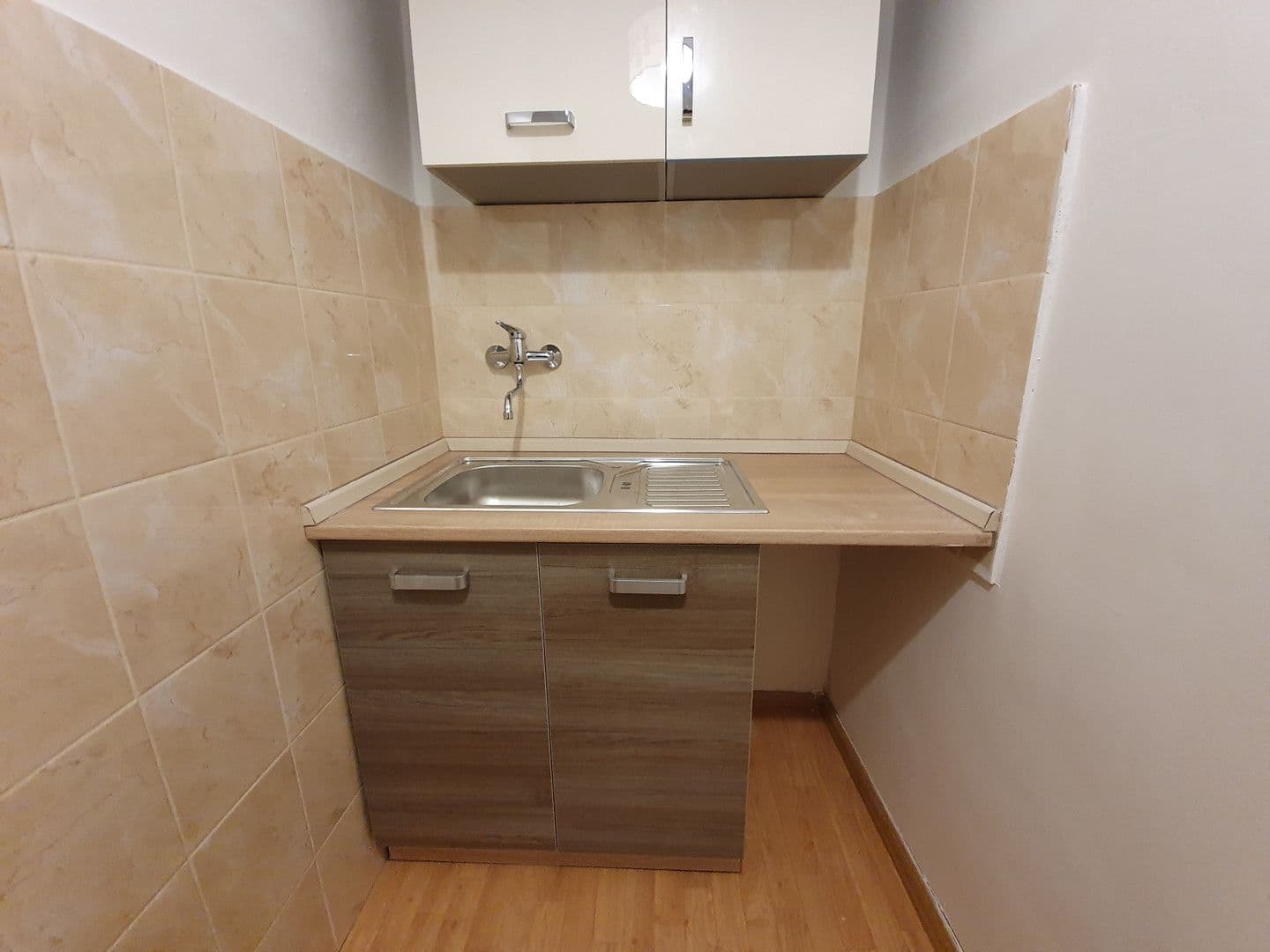 Studio flat to rent, 29 m², Jičínská, Prague, Prague Studio flat to rent, 29 m², Jičínská, Prague, Prague