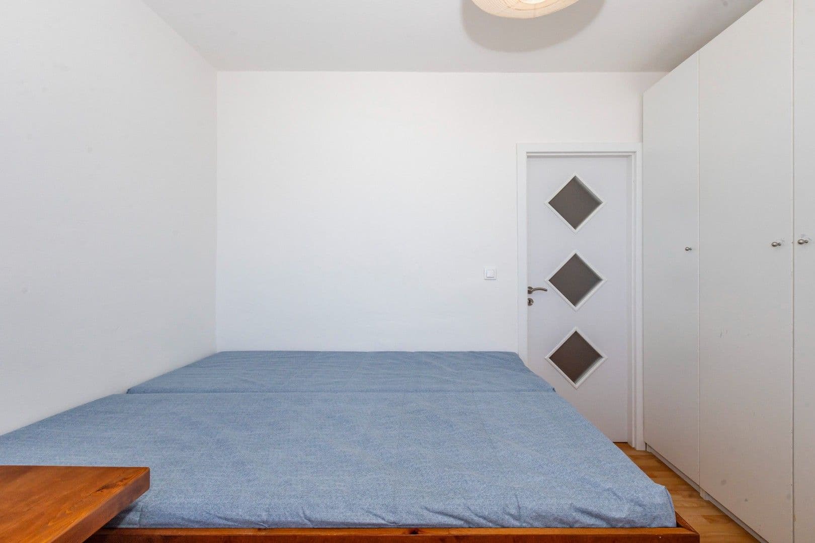 1 bedroom with open-plan kitchen flat to rent, 32 m², Jabloňová, Prague, Prague 1 bedroom with open-plan kitchen flat to rent, 32 m², Jabloňová, Prague, Prague