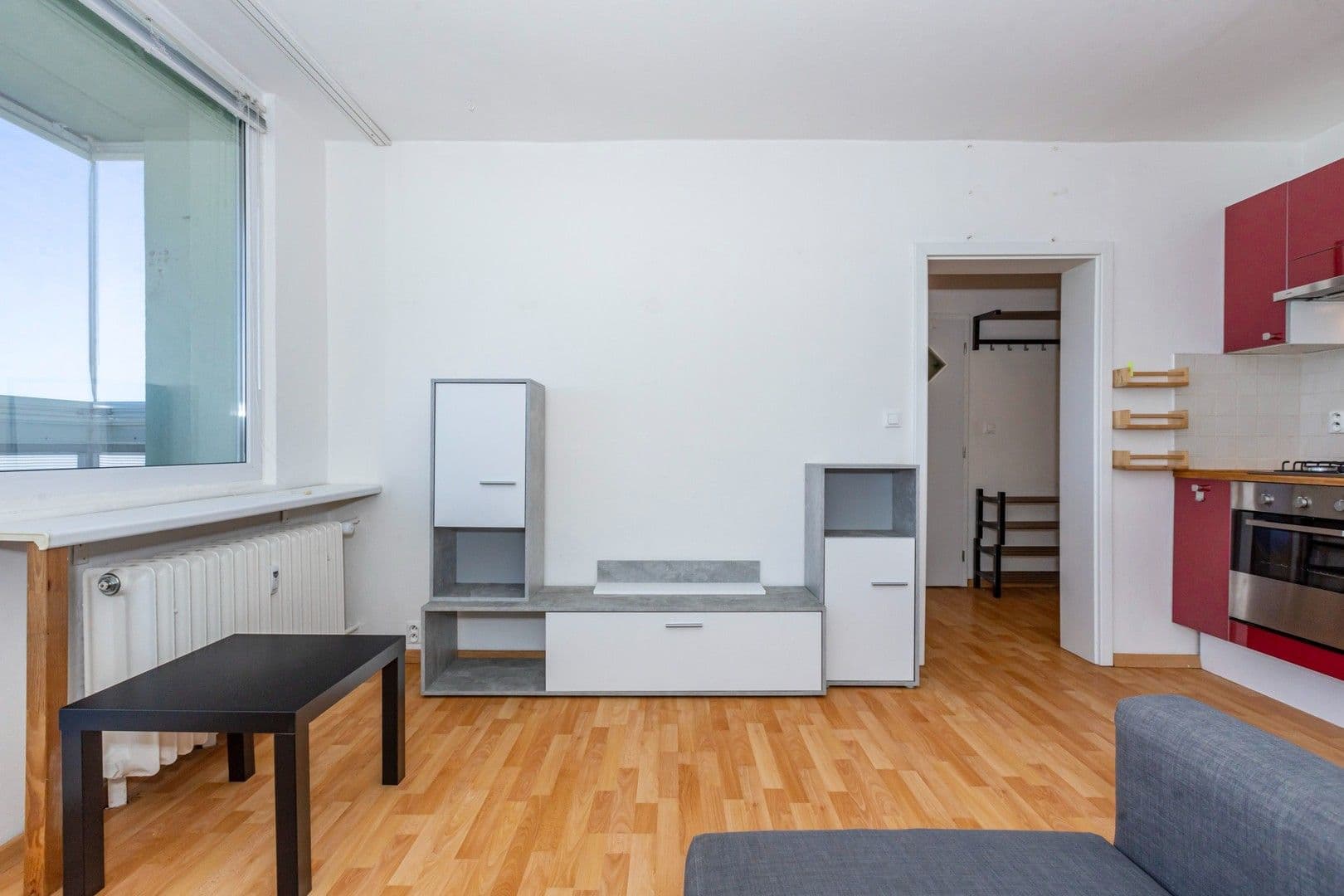 1 bedroom with open-plan kitchen flat to rent, 32 m², Jabloňová, Prague, Prague 1 bedroom with open-plan kitchen flat to rent, 32 m², Jabloňová, Prague, Prague