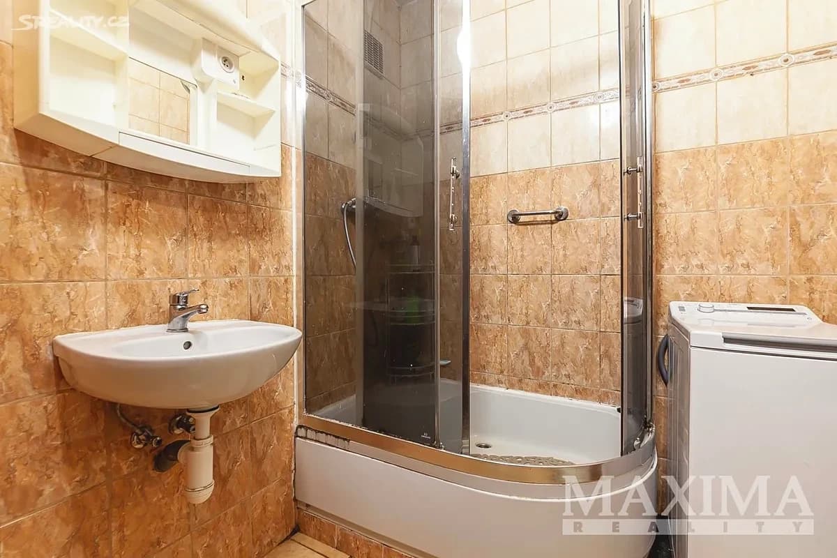 3 bedroom flat to rent, 72 m², Kytlická, Prague, Prague 3 bedroom flat to rent, 72 m², Kytlická, Prague, Prague