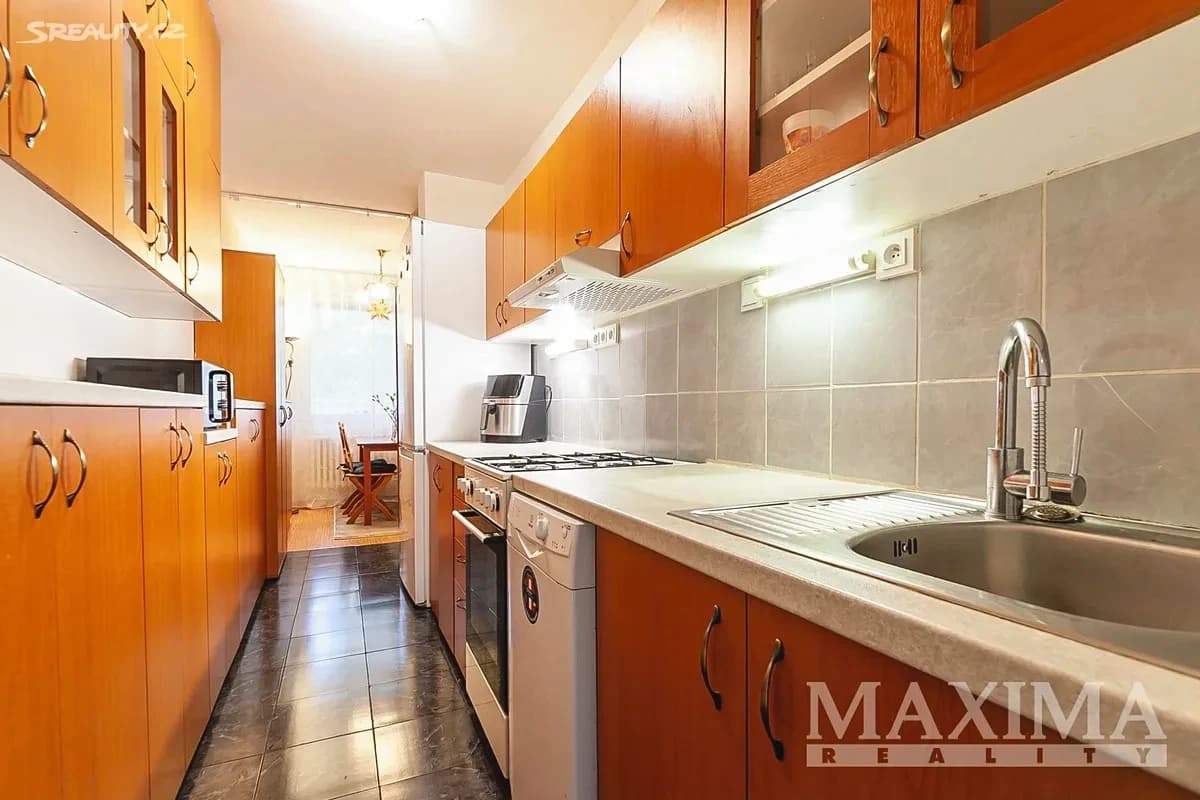 3 bedroom flat to rent, 72 m², Kytlická, Prague, Prague 3 bedroom flat to rent, 72 m², Kytlická, Prague, Prague