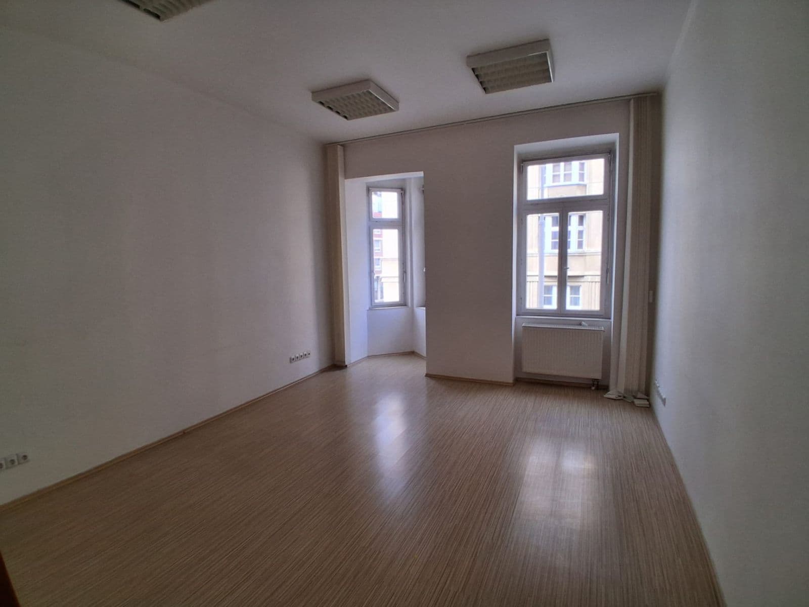 office to rent, 100 m², Jeseniova, Prague, Prague office to rent, 100 m², Jeseniova, Prague, Prague