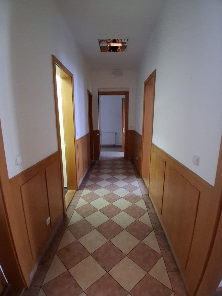 office to rent, 100 m², Jeseniova, Prague, Prague office to rent, 100 m², Jeseniova, Prague, Prague