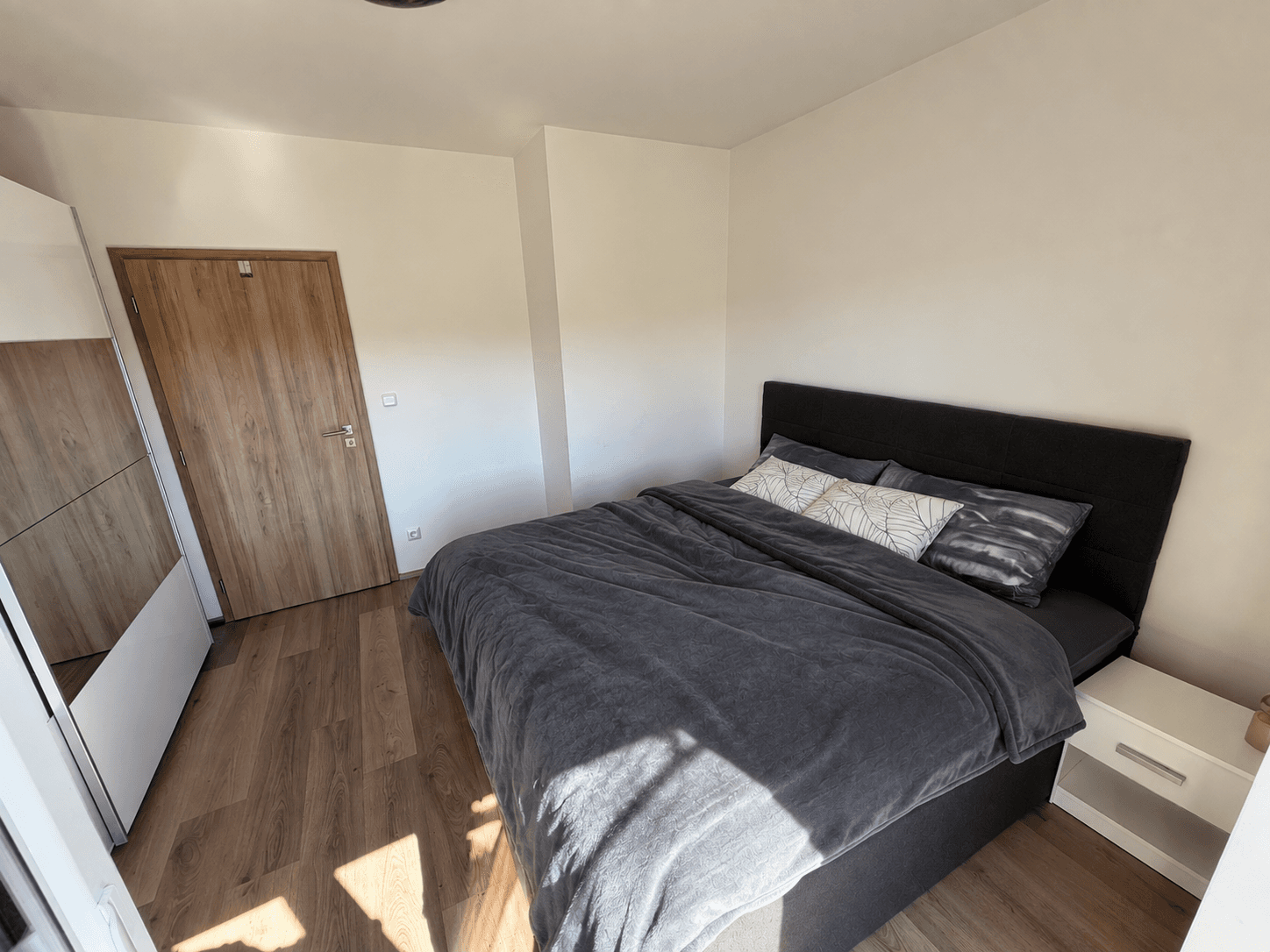1 bedroom with open-plan kitchen flat to rent, 52 m², Zborovská, Jince, Středočeský Region 1 bedroom with open-plan kitchen flat to rent, 52 m², Zborovská, Jince, Středočeský Region