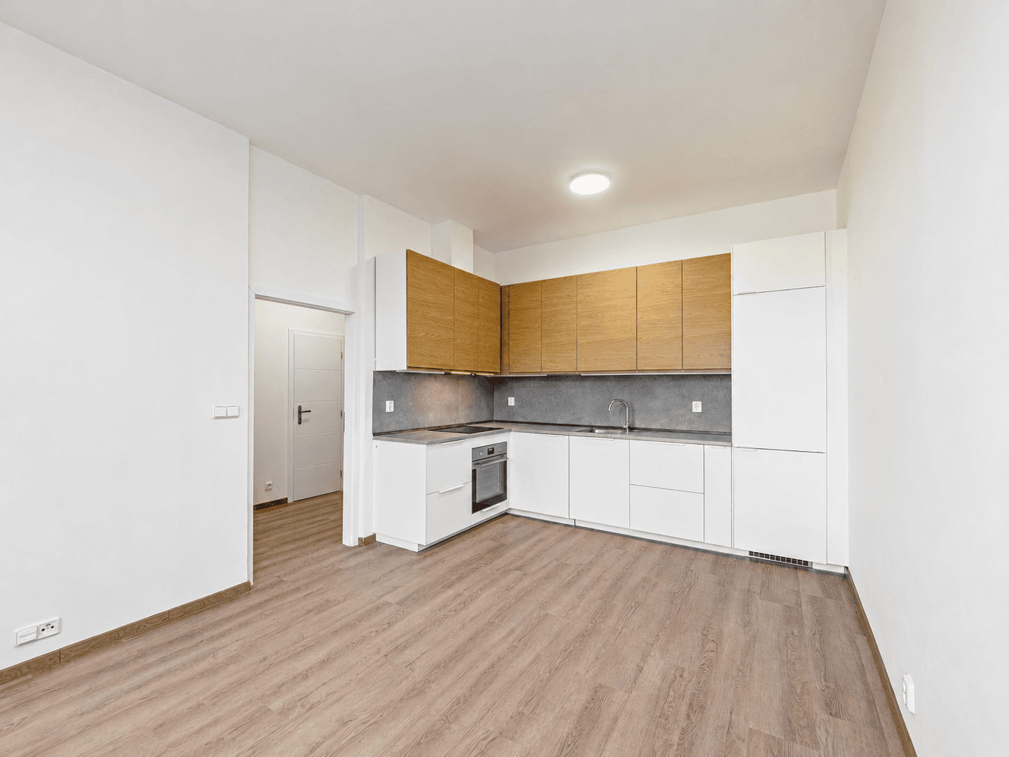 1 bedroom with open-plan kitchen flat for sale, 35 m², Nad Kolčavkou, Prague, Prague 1 bedroom with open-plan kitchen flat for sale, 35 m², Nad Kolčavkou, Prague, Prague