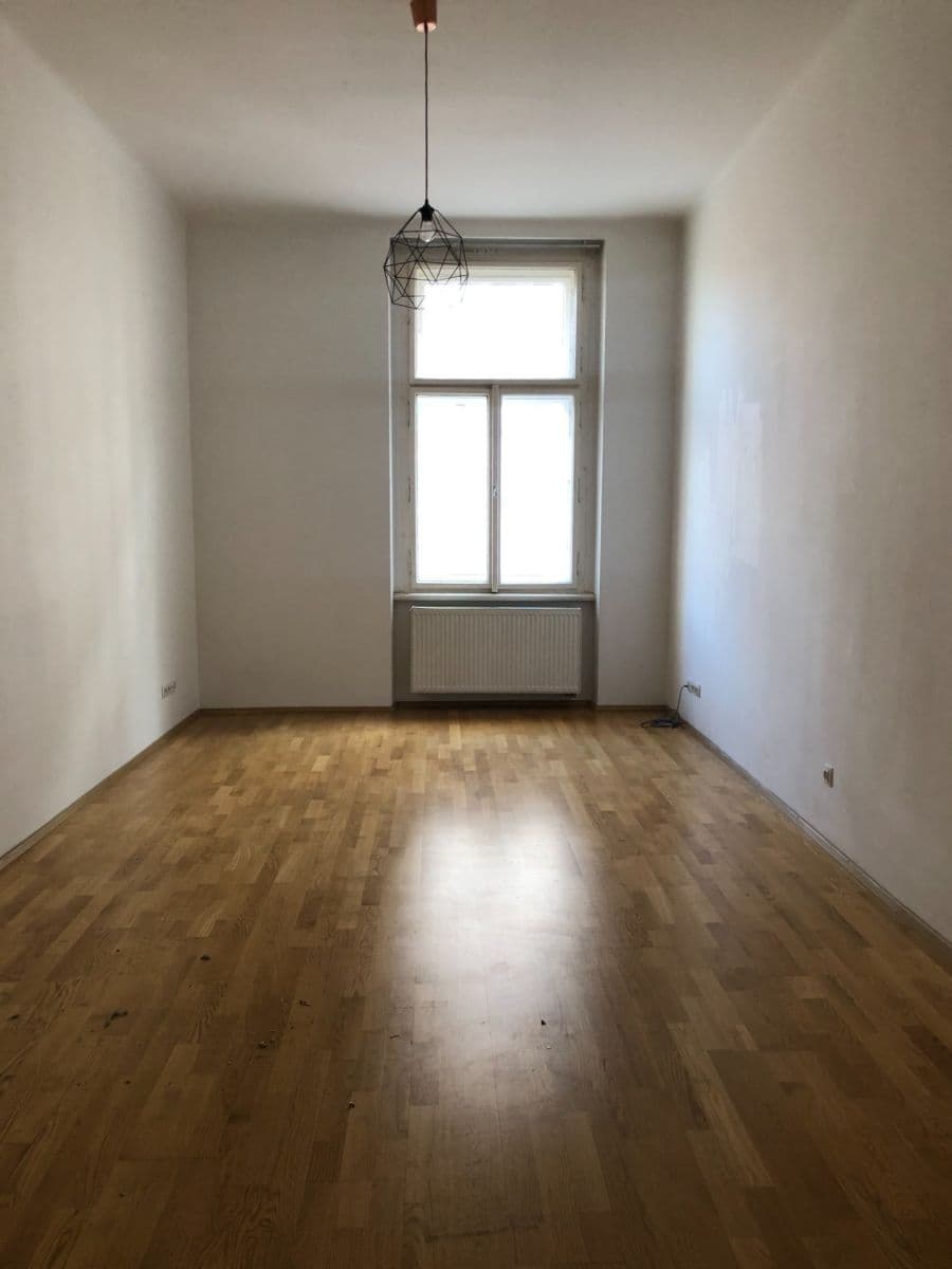 2 bedroom flat to rent, 80 m², Odborů, Prague, Prague 2 bedroom flat to rent, 80 m², Odborů, Prague, Prague