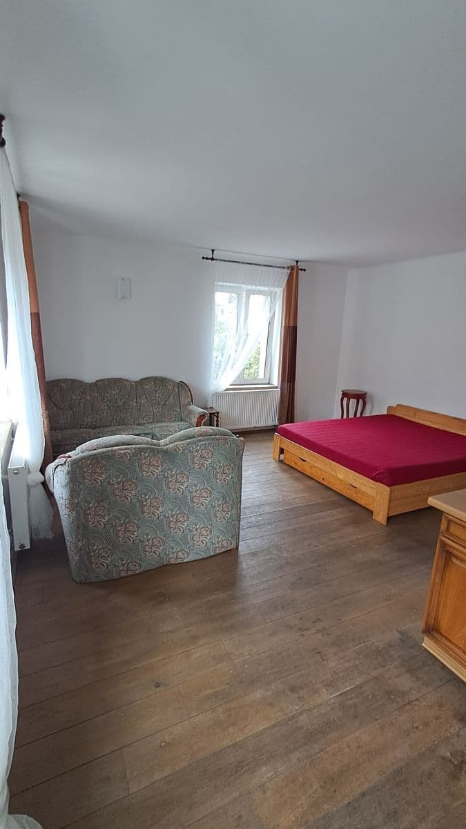 Studio flat to rent, 34 m², Benešovská, Hradištko, Středočeský Region Studio flat to rent, 34 m², Benešovská, Hradištko, Středočeský Region