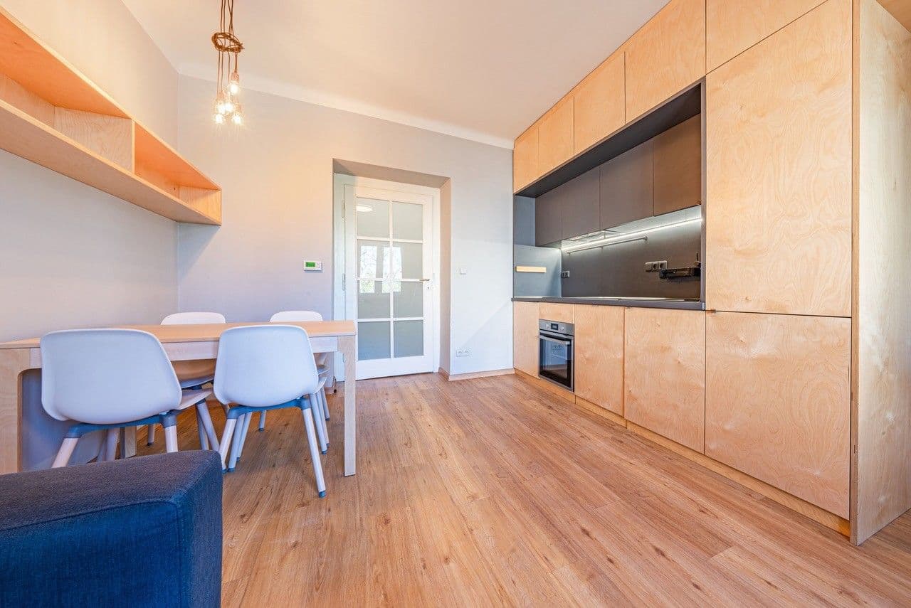 1 bedroom with open-plan kitchen flat to rent, 46 m², Kodaňská, Prague, Prague 1 bedroom with open-plan kitchen flat to rent, 46 m², Kodaňská, Prague, Prague