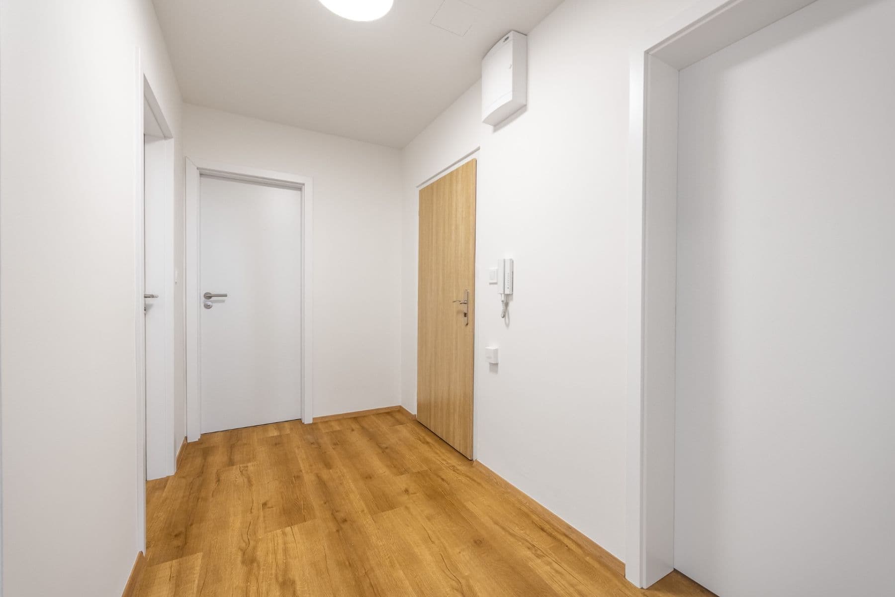 2 bedroom with open-plan kitchen flat for sale, 69 m², Rezlerova, Prague, Prague 2 bedroom with open-plan kitchen flat for sale, 69 m², Rezlerova, Prague, Prague