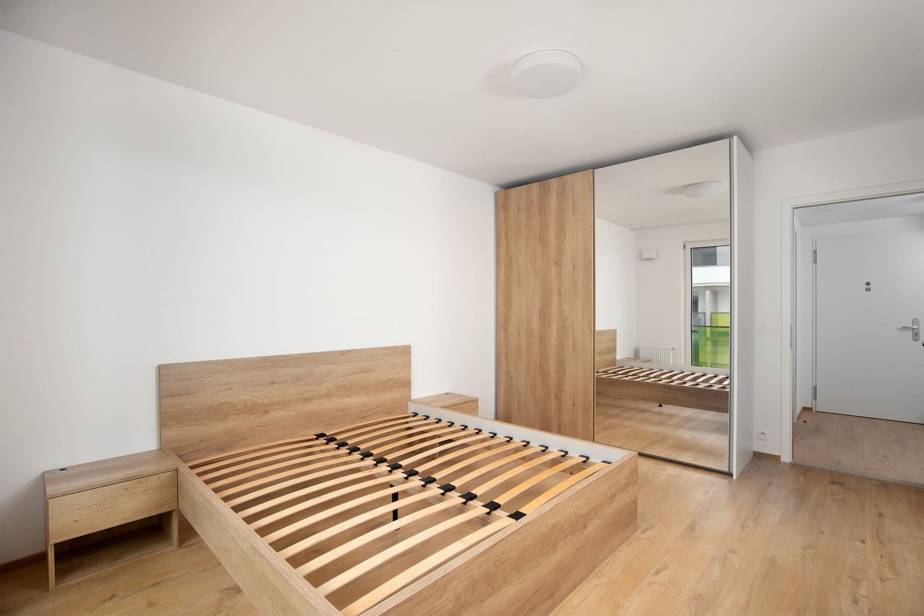 1 bedroom with open-plan kitchen flat to rent, 56 m², Nebřenická, Prague, Prague 1 bedroom with open-plan kitchen flat to rent, 56 m², Nebřenická, Prague, Prague