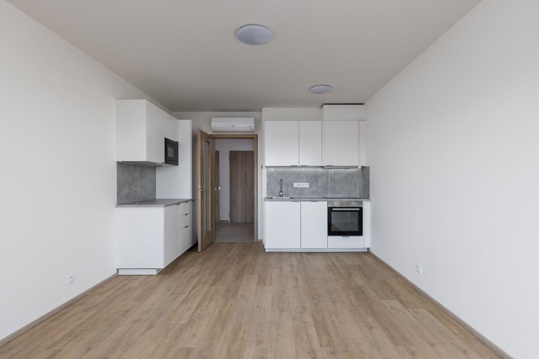 Studio flat to rent, 33 m², Výstavní, Prague, Prague Studio flat to rent, 33 m², Výstavní, Prague, Prague