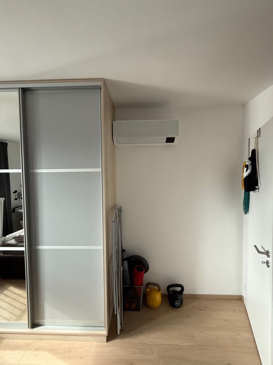 1 bedroom with open-plan kitchen flat to rent, 50 m², Strnadových, Prague, Prague 1 bedroom with open-plan kitchen flat to rent, 50 m², Strnadových, Prague, Prague