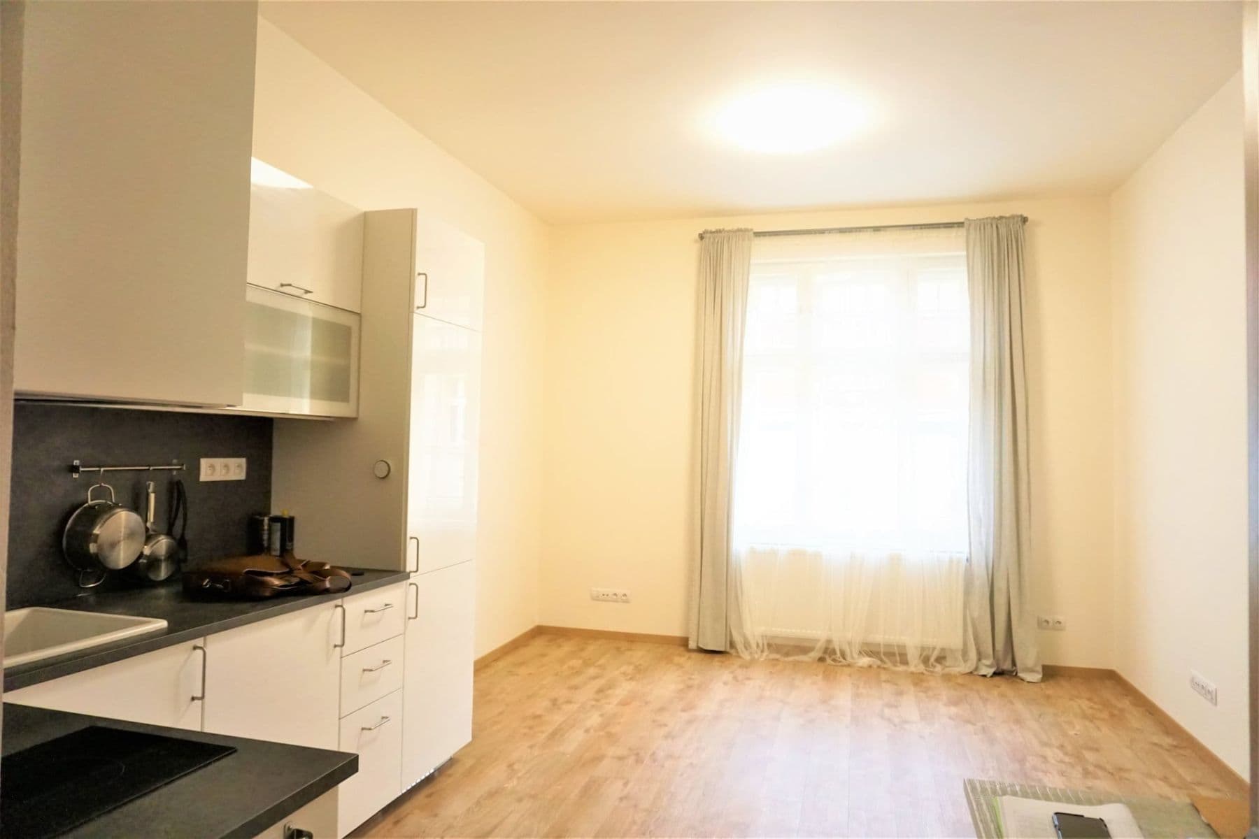 Studio flat to rent, 29 m², Na spojce, Prague, Prague Studio flat to rent, 29 m², Na spojce, Prague, Prague