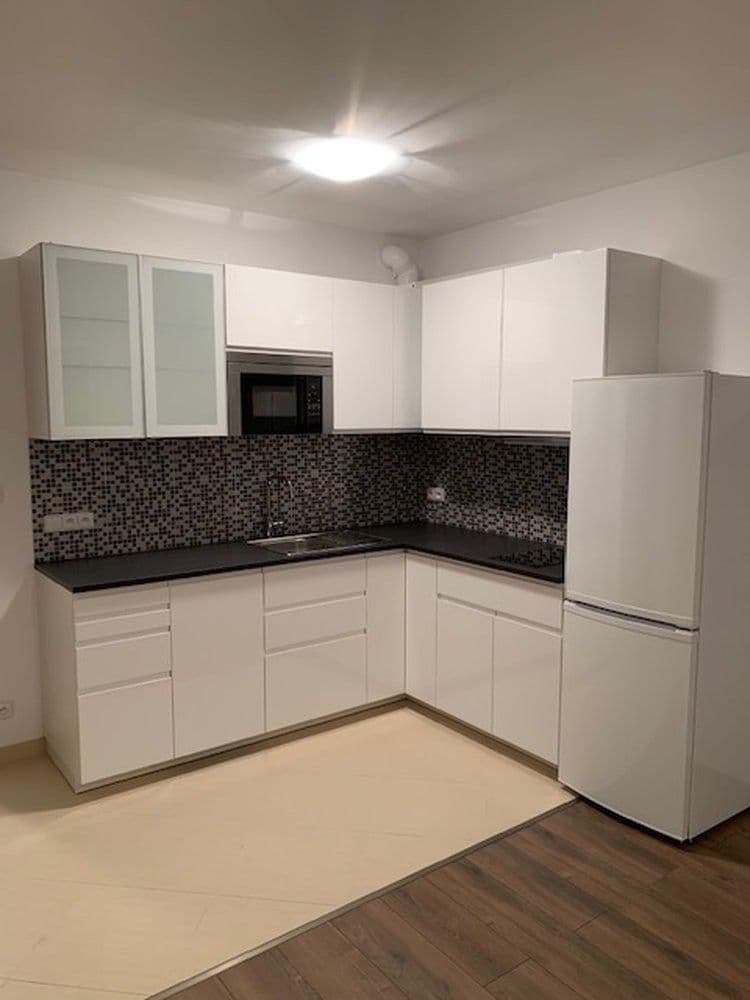 Studio flat to rent, 32 m², Zakšínská, Prague, Prague Studio flat to rent, 32 m², Zakšínská, Prague, Prague