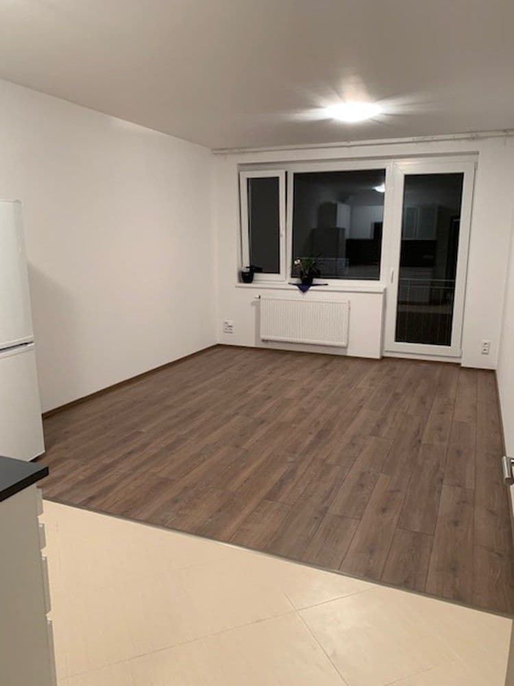 Studio flat to rent, 32 m², Zakšínská, Prague, Prague Studio flat to rent, 32 m², Zakšínská, Prague, Prague