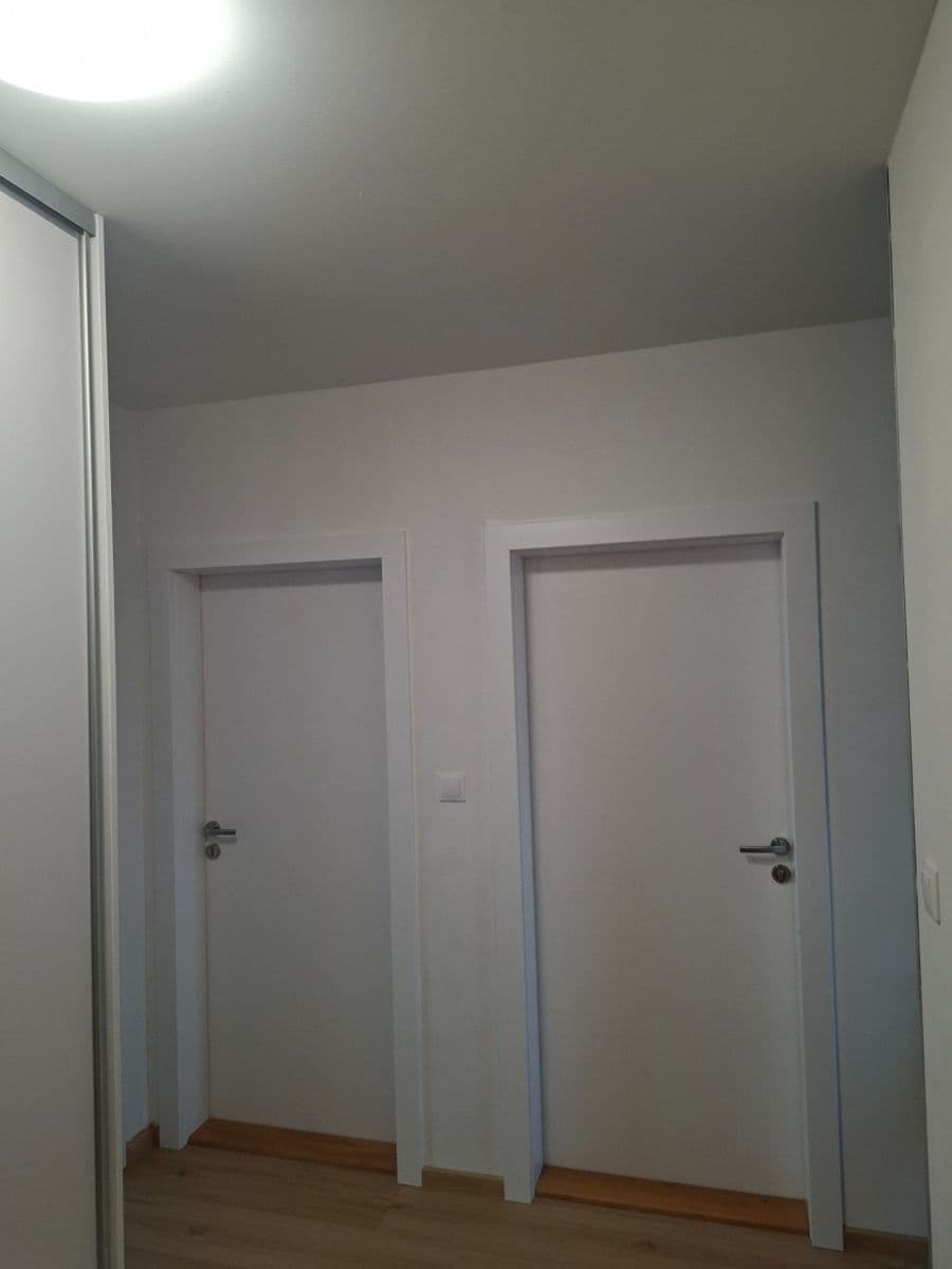 4 bedroom flat to rent, 76 m², Jesenická, Plzeň, Plzeňský Region 4 bedroom flat to rent, 76 m², Jesenická, Plzeň, Plzeňský Region