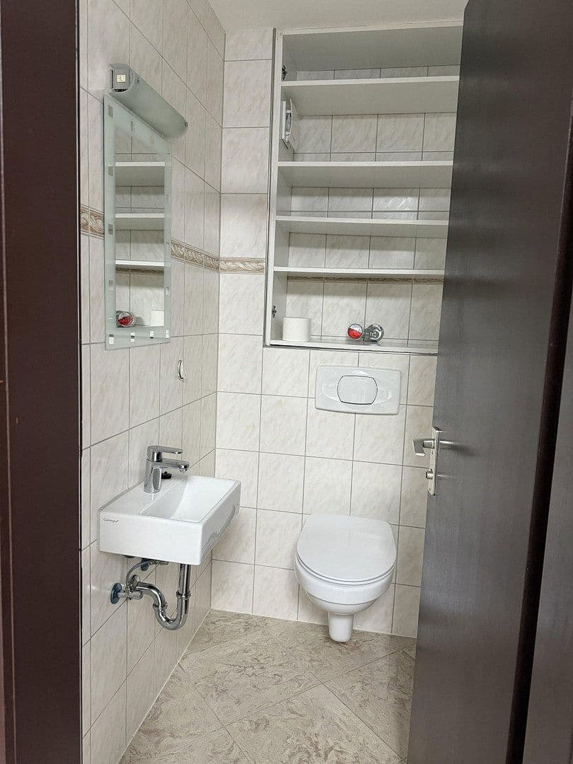 3 bedroom with open-plan kitchen flat to rent, 104 m², Sindelfingen, Baden-Württemberg 3 bedroom with open-plan kitchen flat to rent, 104 m², Sindelfingen, Baden-Württemberg