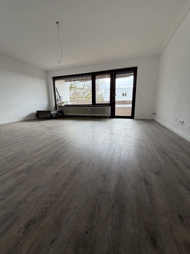 3 bedroom with open-plan kitchen flat to rent, 104 m², Sindelfingen, Baden-Württemberg 3 bedroom with open-plan kitchen flat to rent, 104 m², Sindelfingen, Baden-Württemberg