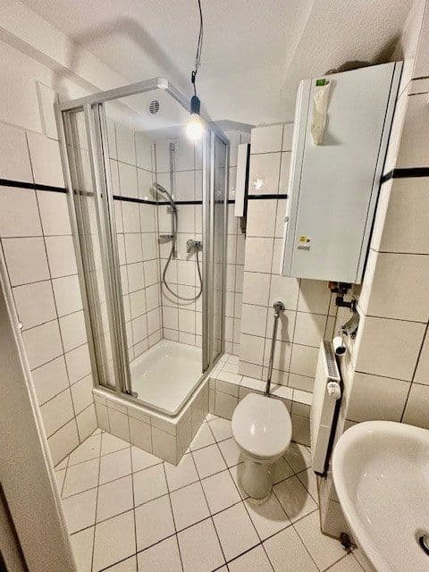1 bedroom flat to rent, 44 m², Burghofstr. 54, Düsseldorf, North Rhine-Westphalia 1 bedroom flat to rent, 44 m², Burghofstr. 54, Düsseldorf, North Rhine-Westphalia
