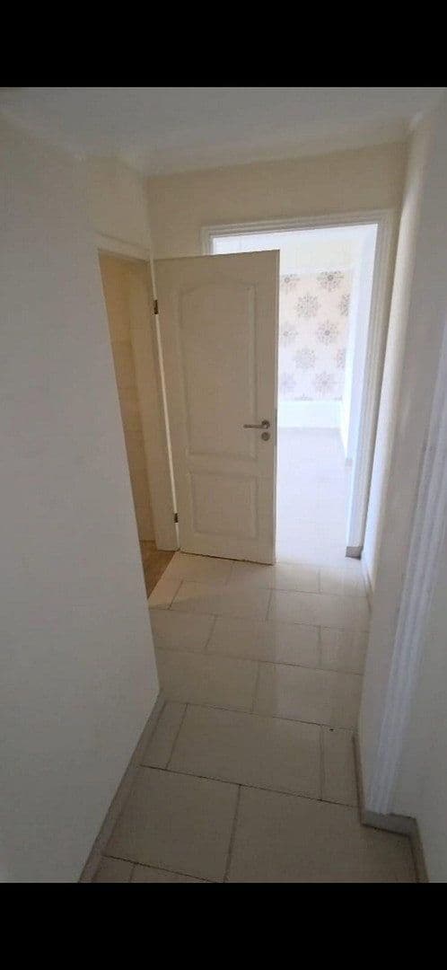 2 bedroom flat to rent, 61 m², Karolingerstr. 7, Duisburg, North Rhine-Westphalia 2 bedroom flat to rent, 61 m², Karolingerstr. 7, Duisburg, North Rhine-Westphalia