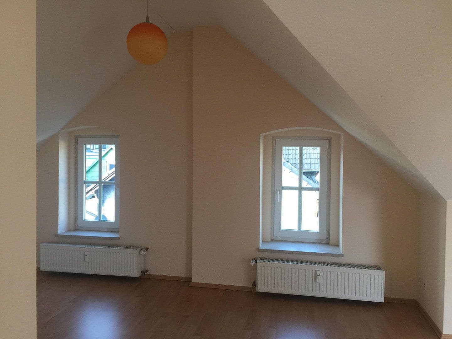 2 bedroom flat to rent, 95 m², Grünestraße 28, Wermelskirchen, North Rhine-Westphalia 2 bedroom flat to rent, 95 m², Grünestraße 28, Wermelskirchen, North Rhine-Westphalia