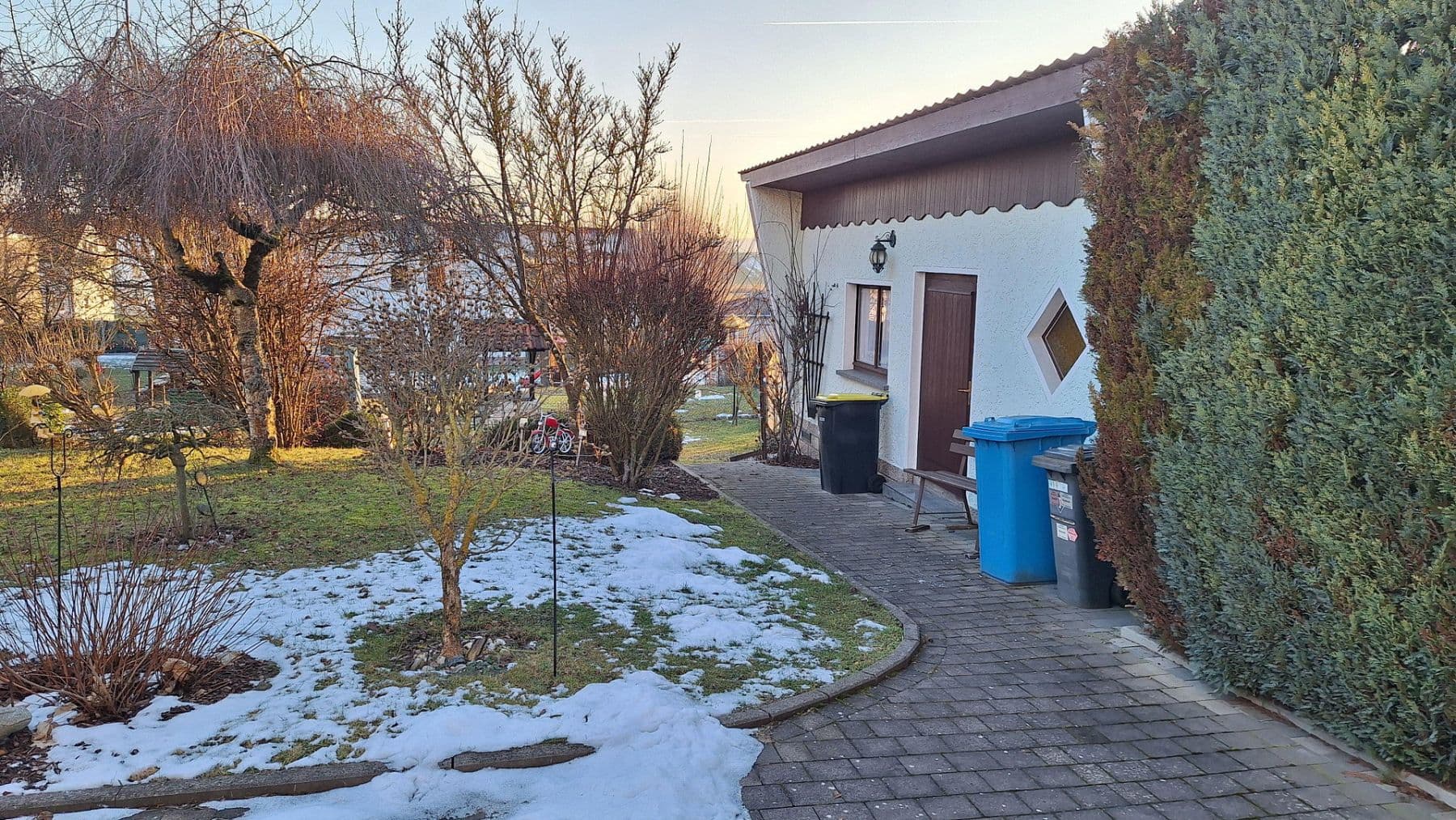 house for sale, 140 m², Am Hüpfsteig 9, Römhild, Thuringia house for sale, 140 m², Am Hüpfsteig 9, Römhild, Thuringia