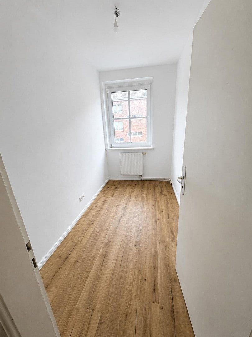 3 bedroom with open-plan kitchen flat to rent, 109 m², Hildesheim, Lower Saxony 3 bedroom with open-plan kitchen flat to rent, 109 m², Hildesheim, Lower Saxony