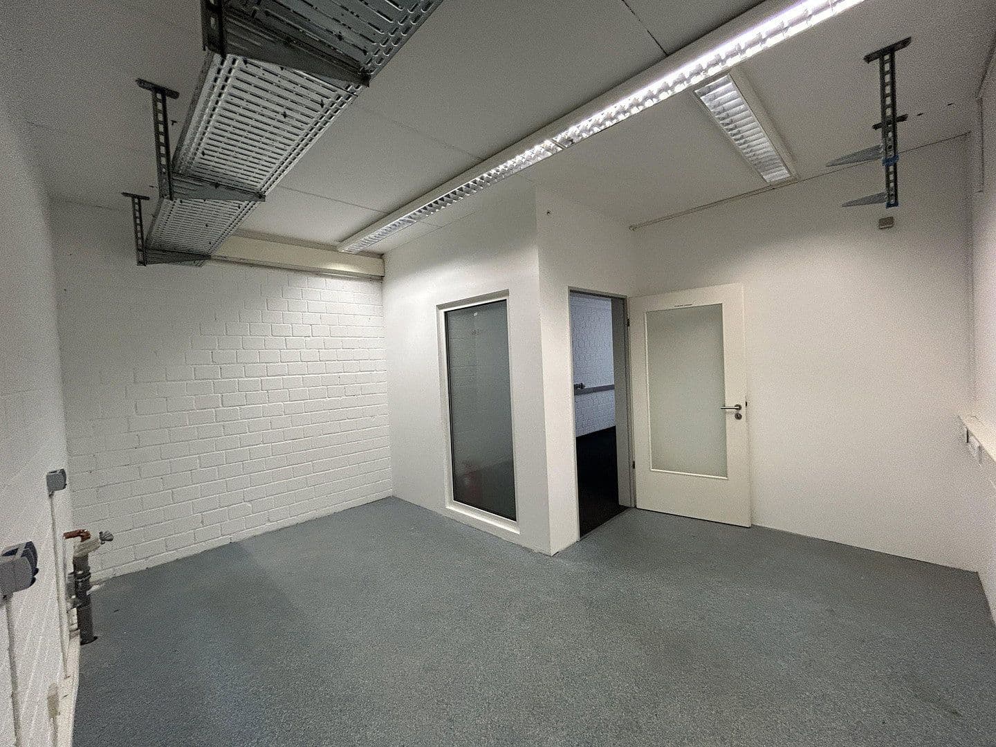 office to rent, 1,000 m², Emscherstr. 14, Gelsenkirchen, North Rhine-Westphalia office to rent, 1,000 m², Emscherstr. 14, Gelsenkirchen, North Rhine-Westphalia