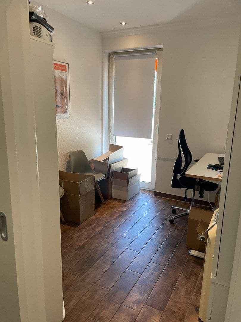 office to rent, 80 m², Pfarrer-Reukes-Str. 12, Gronau, North Rhine-Westphalia office to rent, 80 m², Pfarrer-Reukes-Str. 12, Gronau, North Rhine-Westphalia