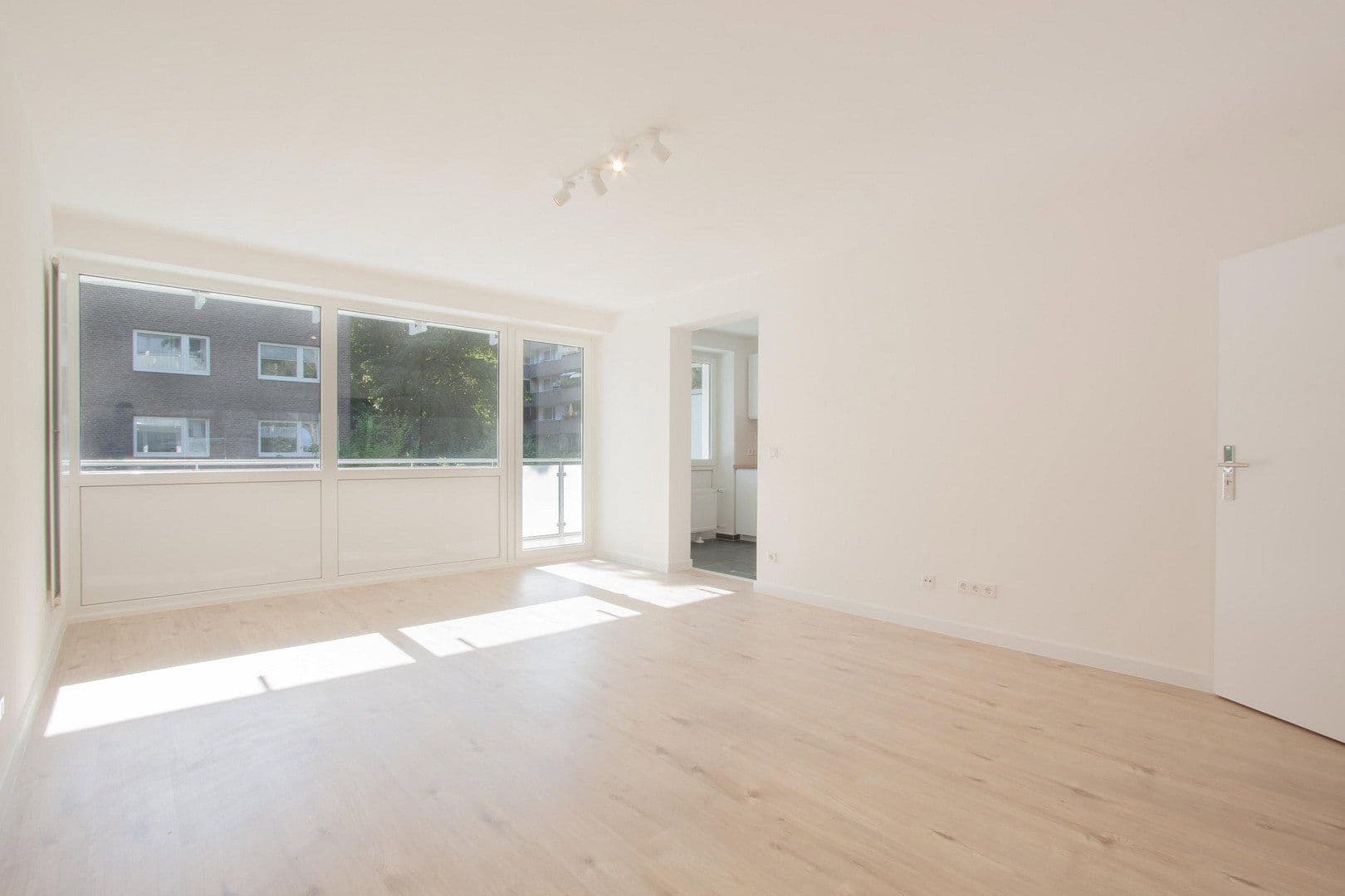 3 bedroom flat to rent, 90 m², Arnold-Schönberg-Str. 5, Düsseldorf, North Rhine-Westphalia 3 bedroom flat to rent, 90 m², Arnold-Schönberg-Str. 5, Düsseldorf, North Rhine-Westphalia