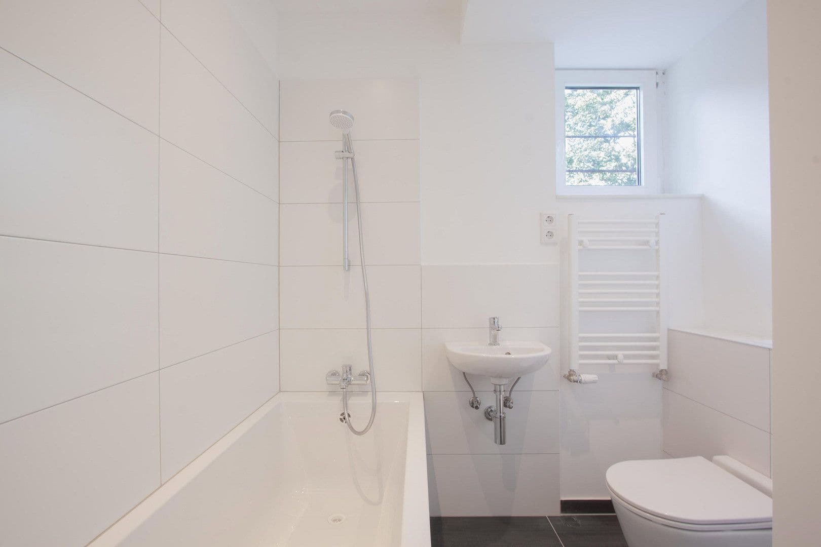 3 bedroom flat to rent, 90 m², Arnold-Schönberg-Str. 5, Düsseldorf, North Rhine-Westphalia 3 bedroom flat to rent, 90 m², Arnold-Schönberg-Str. 5, Düsseldorf, North Rhine-Westphalia