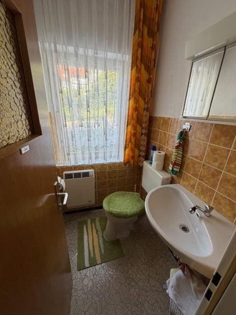 house for sale, 180 m², Odenwaldblick 14, Wiesbaden, Hesse house for sale, 180 m², Odenwaldblick 14, Wiesbaden, Hesse