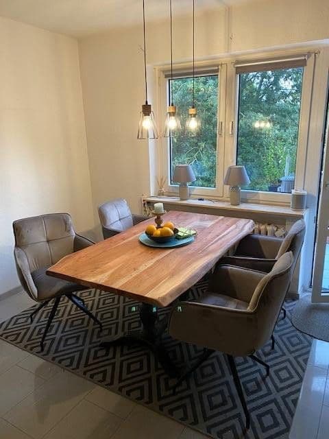 1 bedroom with open-plan kitchen flat to rent, 56 m², Essen, North Rhine-Westphalia 1 bedroom with open-plan kitchen flat to rent, 56 m², Essen, North Rhine-Westphalia