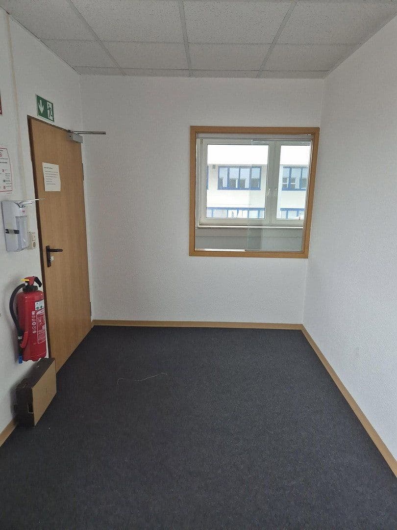 office to rent, 187 m², Rudolf Diesel Str. 5, Schwetzingen, Baden-Württemberg office to rent, 187 m², Rudolf Diesel Str. 5, Schwetzingen, Baden-Württemberg